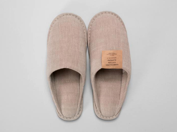 Monocle_Kamedajima_Slippers_2