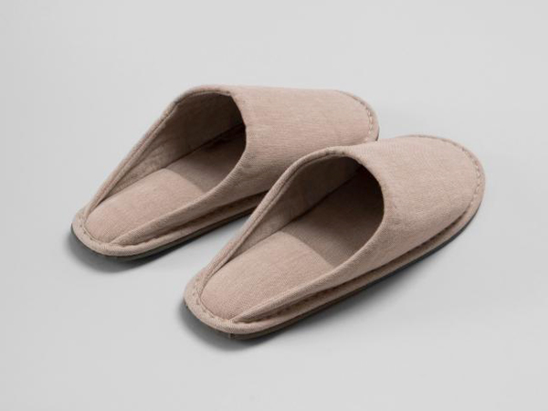 Monocle_Kamedajima_Slippers_3